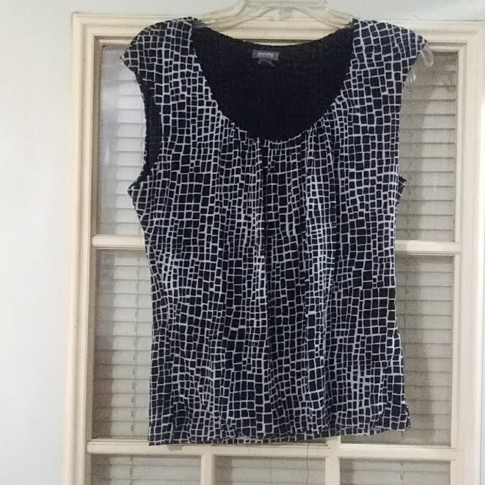 Woman's Top